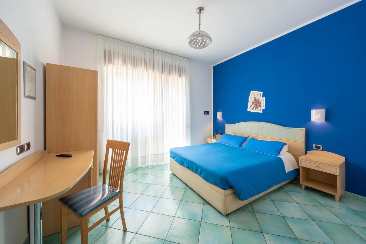 マイオーリ La Casa Delle Stelle Bed & Breakfast エクステリア 写真