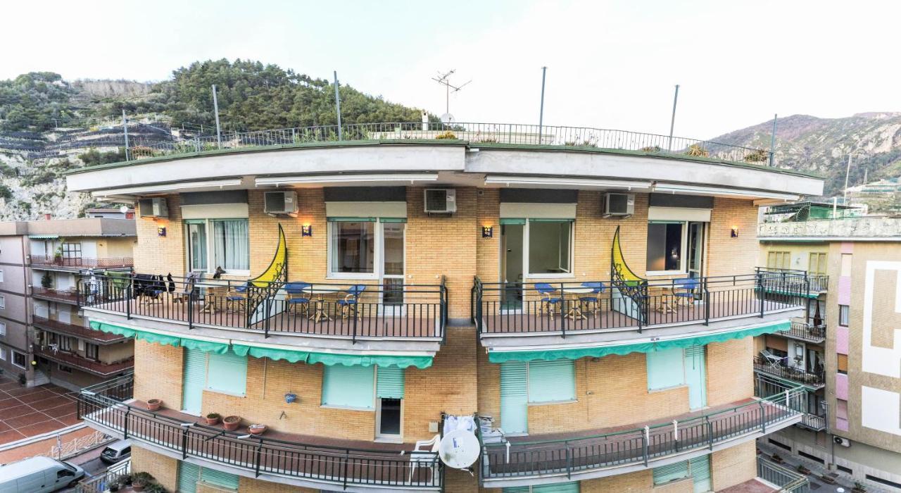 マイオーリ La Casa Delle Stelle Bed & Breakfast エクステリア 写真
