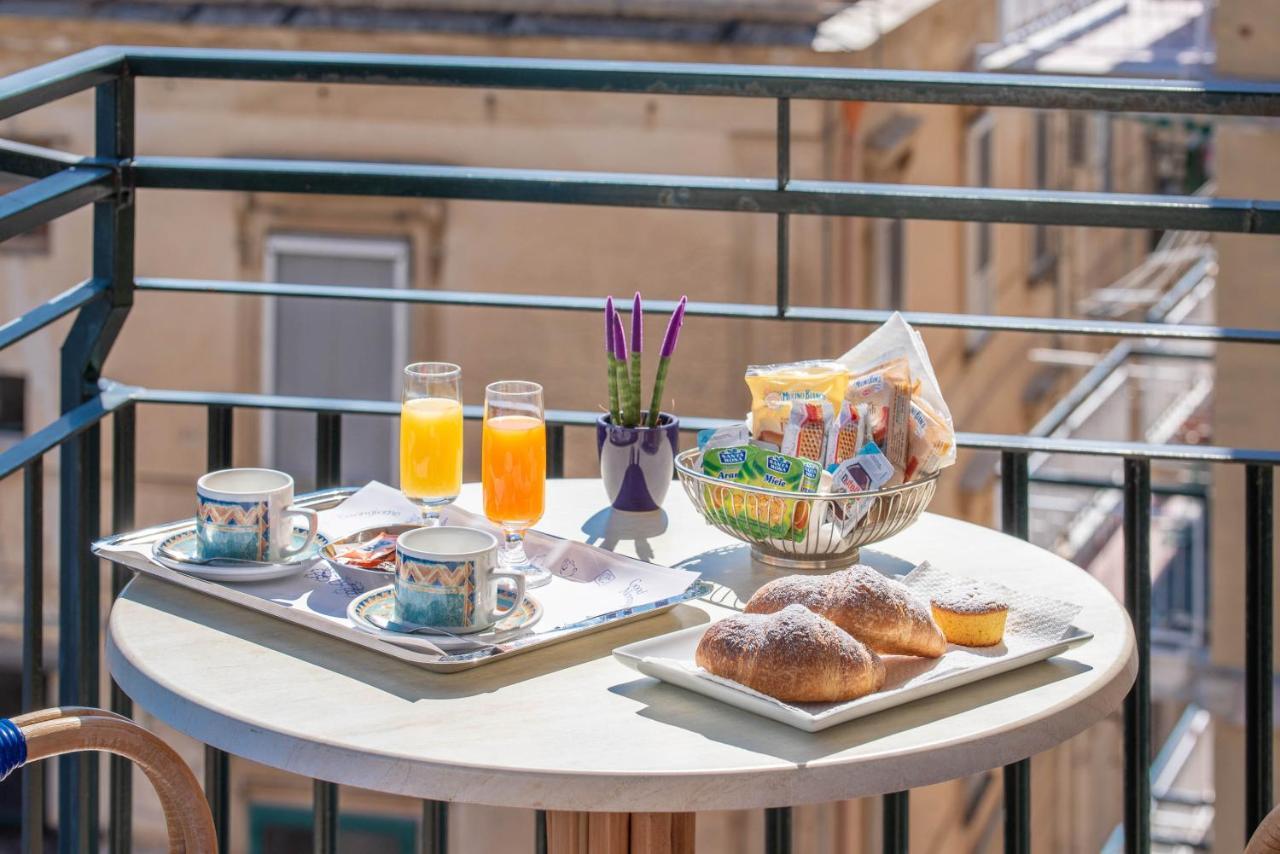 マイオーリ La Casa Delle Stelle Bed & Breakfast エクステリア 写真